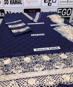 zainab chottani replica