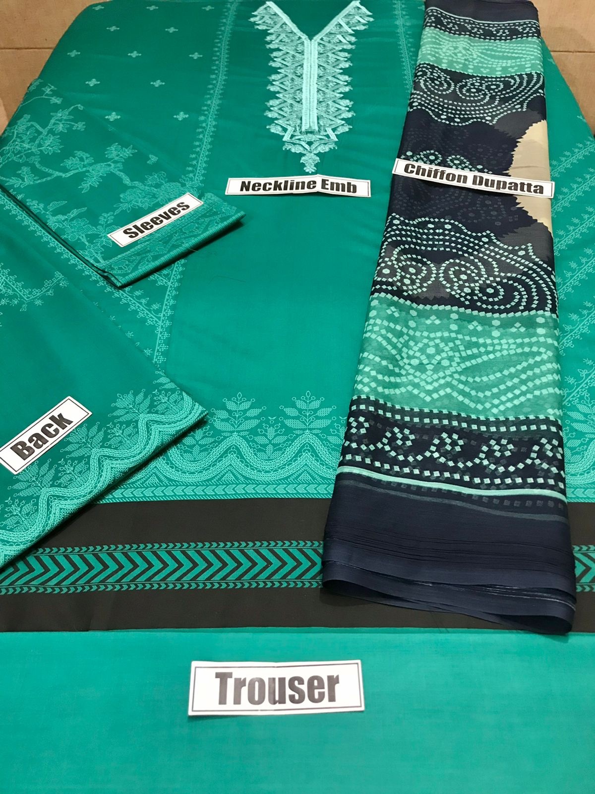 SANA SAFINAZ DRESSES 2022