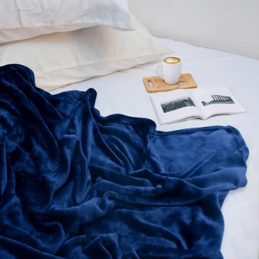 FLEECE BLANKET BLUE