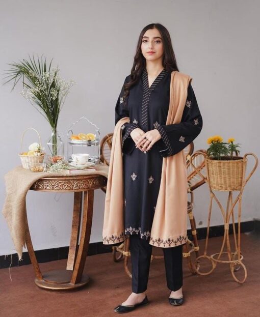 aisiling dhanak black 1
